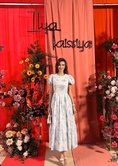 Sau khi kết hôn, nữ vận động viên xinh đẹp hạ sinh con trai, có cuộc sống viên mãn.