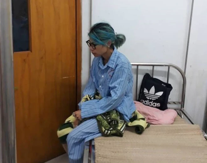 Trước những lo ngại của nhiều người về việc Bella có biểu hiện thần kinh không bình thường và có những hành vi đối xử tệ bạc với con mình, sau đó cô được đưa vào Trung tâm Bảo trợ Xã hội 1 (Đông Anh, Hà Nội) để chăm sóc.