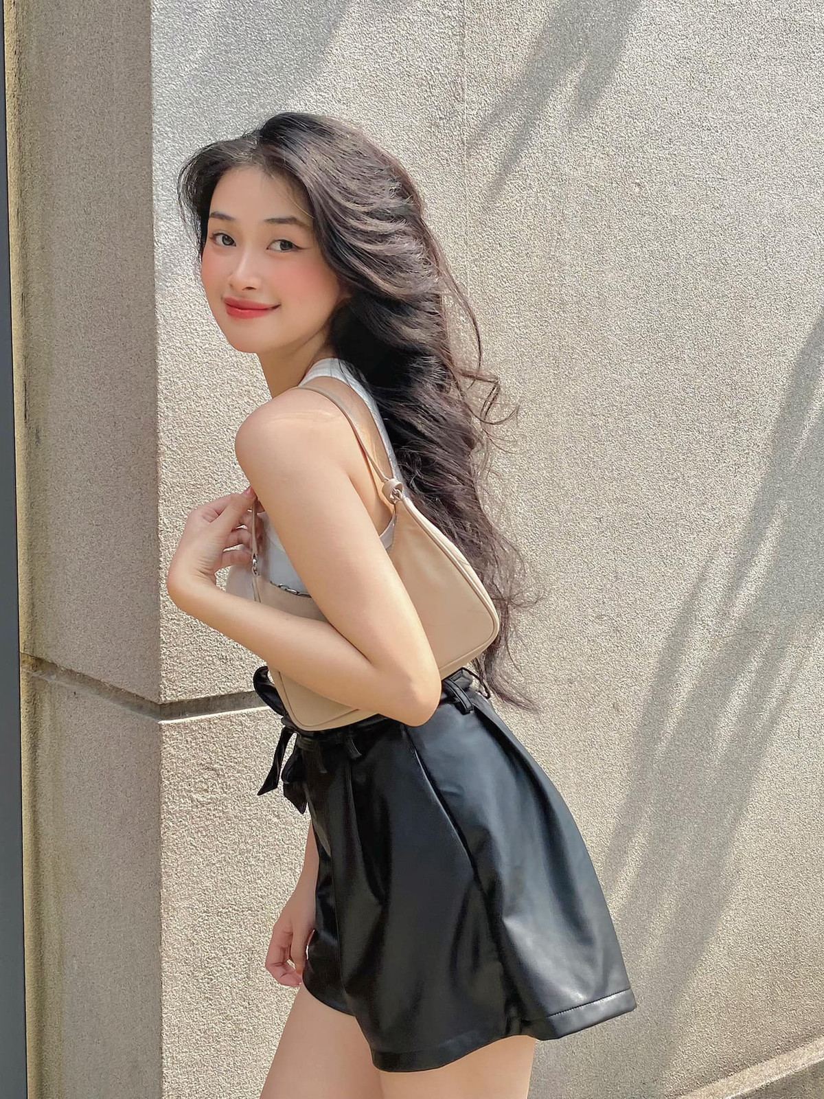 Bởi vì yêu thích nét đẹp hoài cổ mà Mai Linh đã quyết định xây dựng hình ảnh theo xu hướng khác biệt.