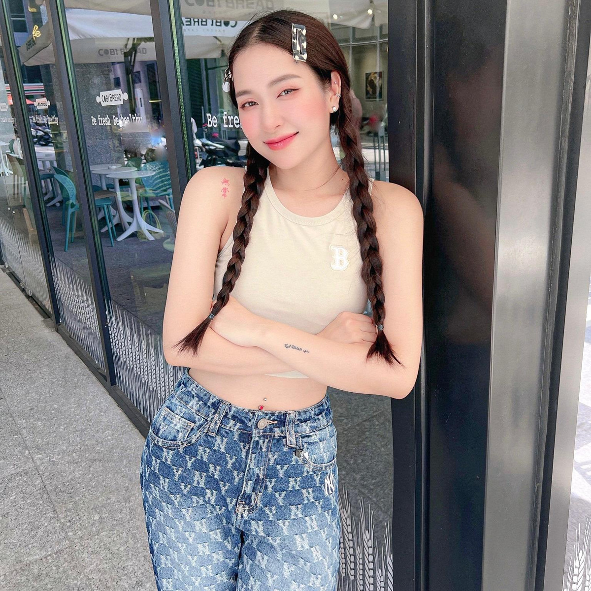 Trang Facebook của Hồ Quyên đang sở hữu hơn 50 ngàn người theo dõi.