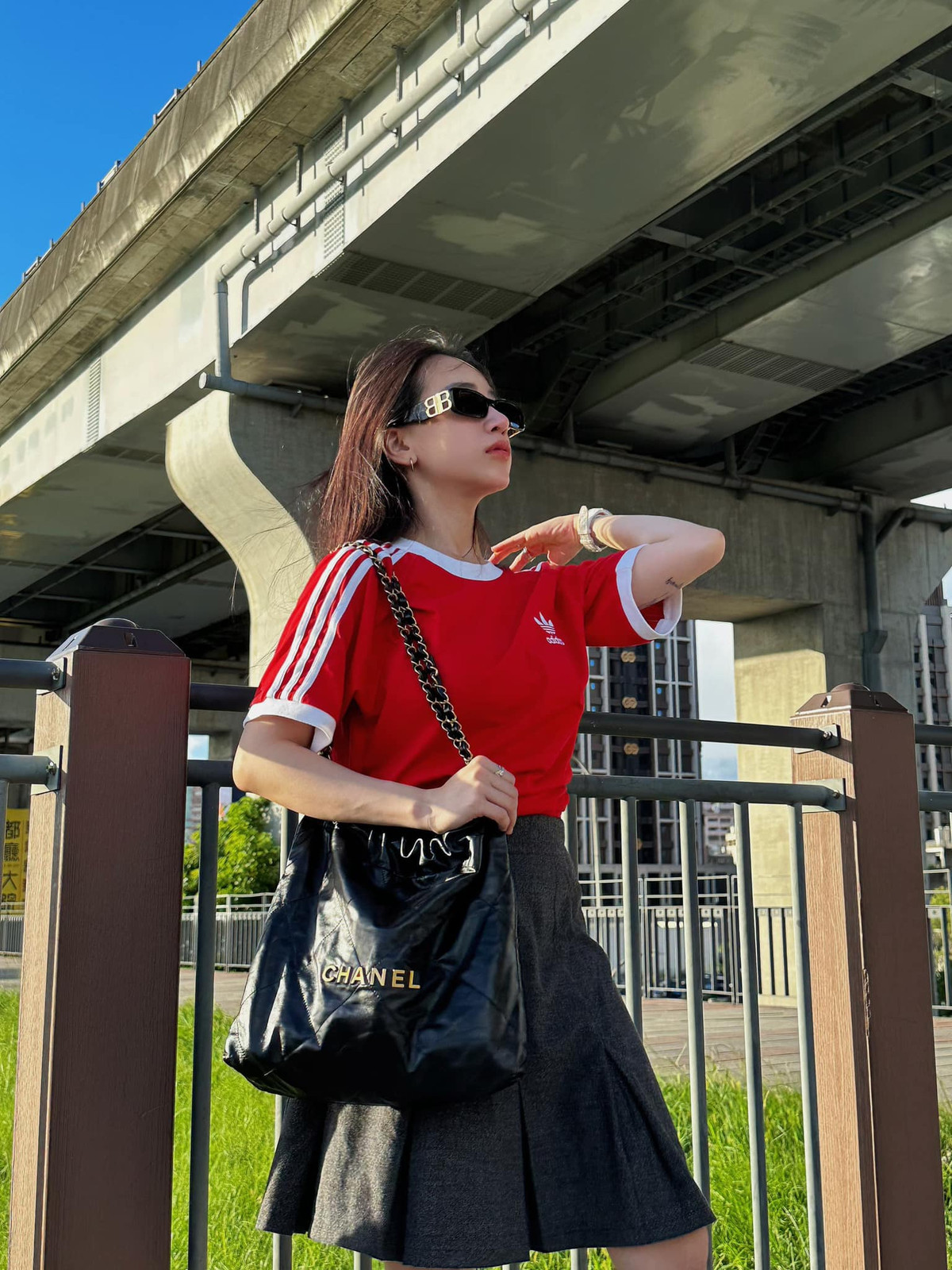 Được biết, số tiền ước tính mà Joyce Phạm phải trả cho lần "nâng cấp vòng 1" này là 90 triệu đồng. Ảnh: FBNV