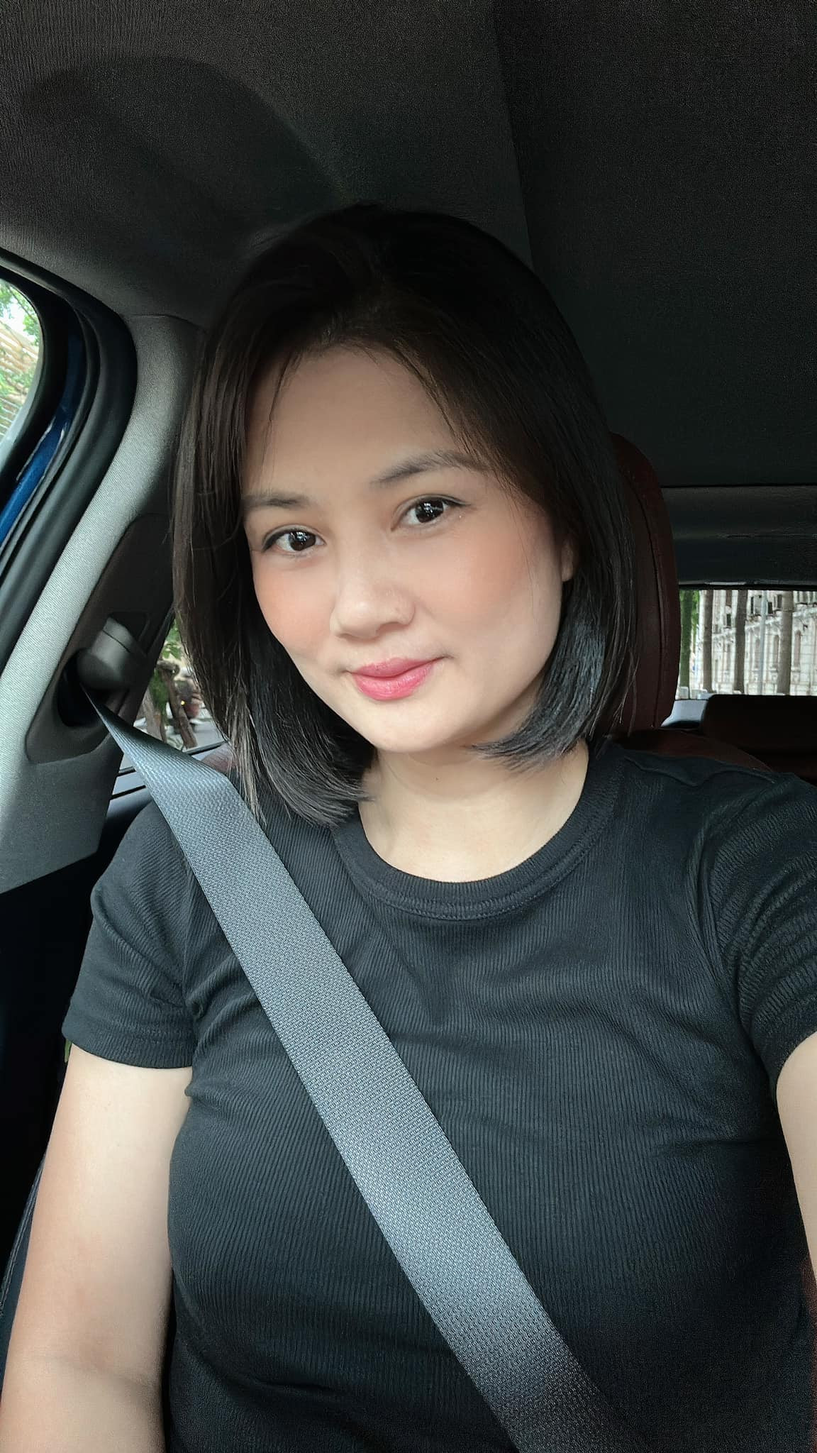 Chưa đầy 19 tuổi, Kim Huệ đã được tín nhiệm trao tấm băng đội trưởng ở cả cấp câu lạc bộ và đội tuyển quốc gia.