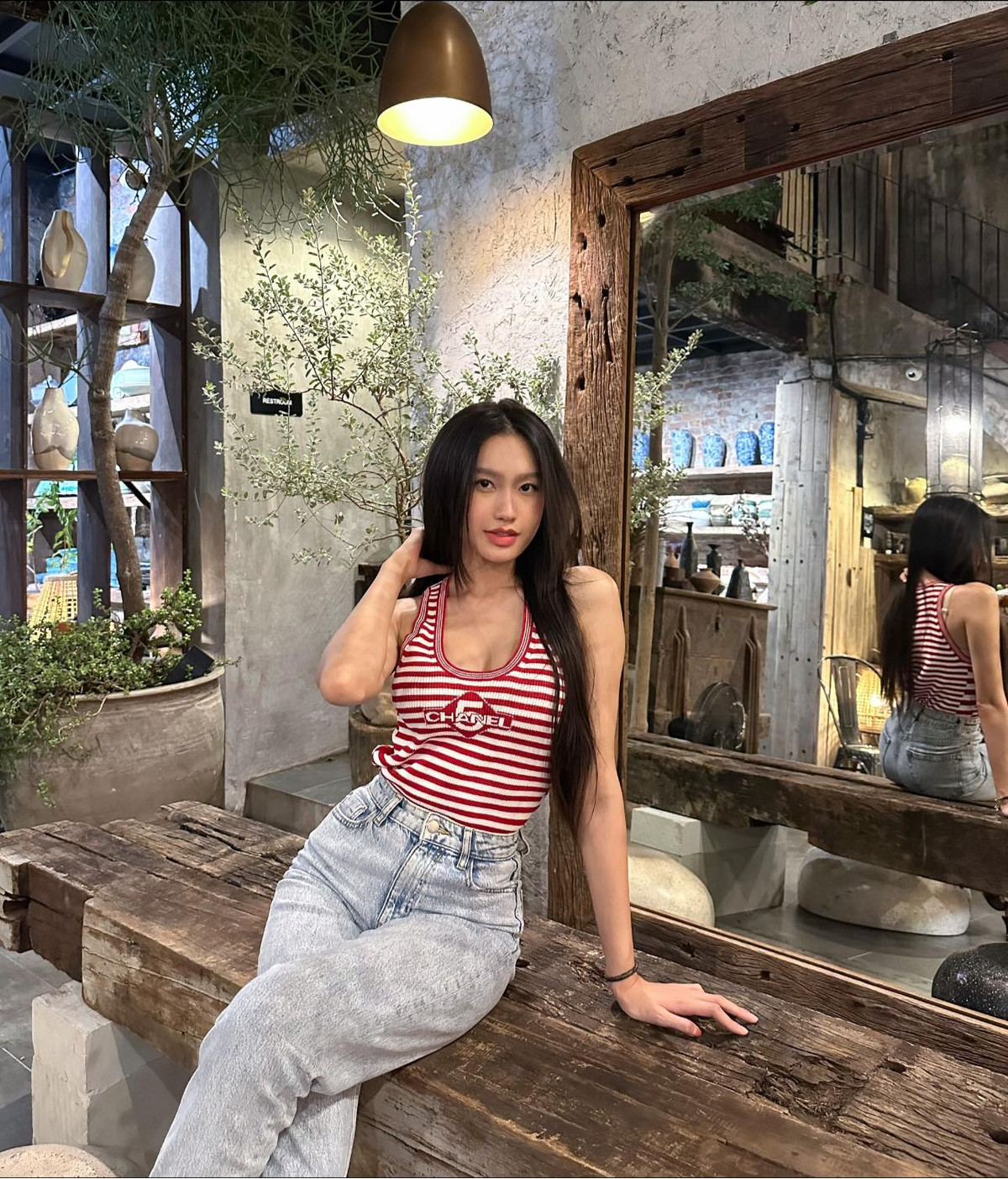 Có thể thấy nàng WAG rất rõ ràng trong chuyện tình cảm. Cô hướng đến việc giữ gìn nhất để chuyện tình cảm không bị ảnh hưởng bởi những những xung quanh.