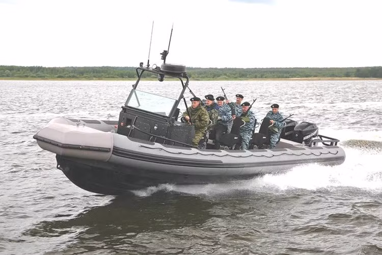 Phương tiện tác chiến đặc biệt này có khả năng hoạt động tại khu vực ven bờ, cửa sông và thực hiện đa dạng các loại nhiệm vụ khác nhau.