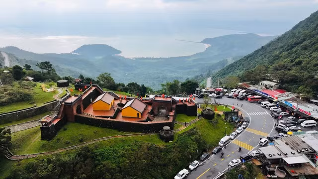 Hoi sinh di tich Hai Van Quan