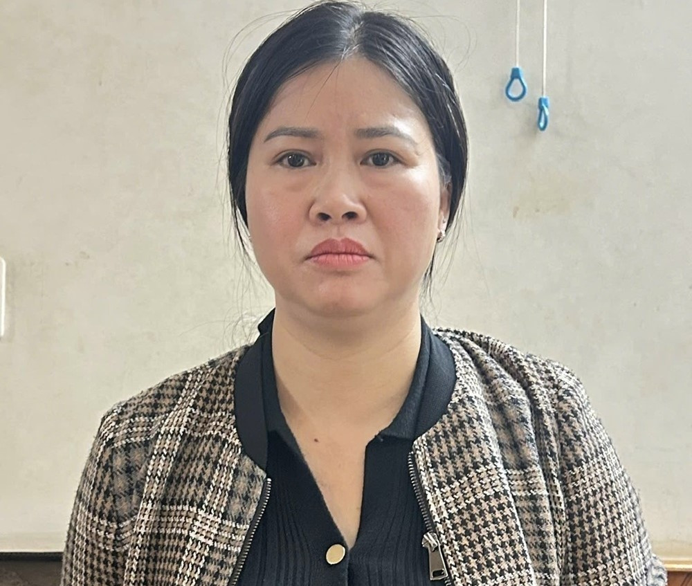 Phá đường dây lô đề hơn 50 tỷ do một phụ nữ cầm đầu Pha duong day lo de hon 50 ty do mot phu nu cam dau