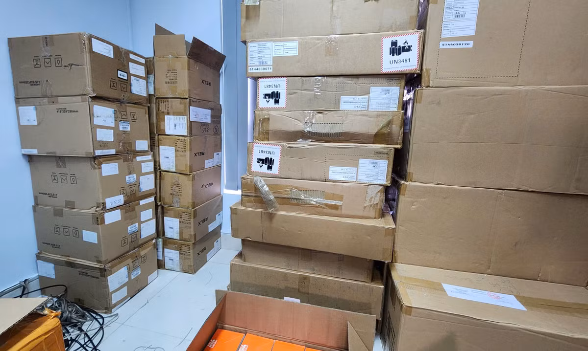 Phát hiện kho thuốc lá điện tử “khủng” trong khu công nghiệp ở Đà Nẵng - Hình 2 Phat hien kho thuoc la dien tu “khung” trong khu cong nghiep o Da Nang-Hinh-2