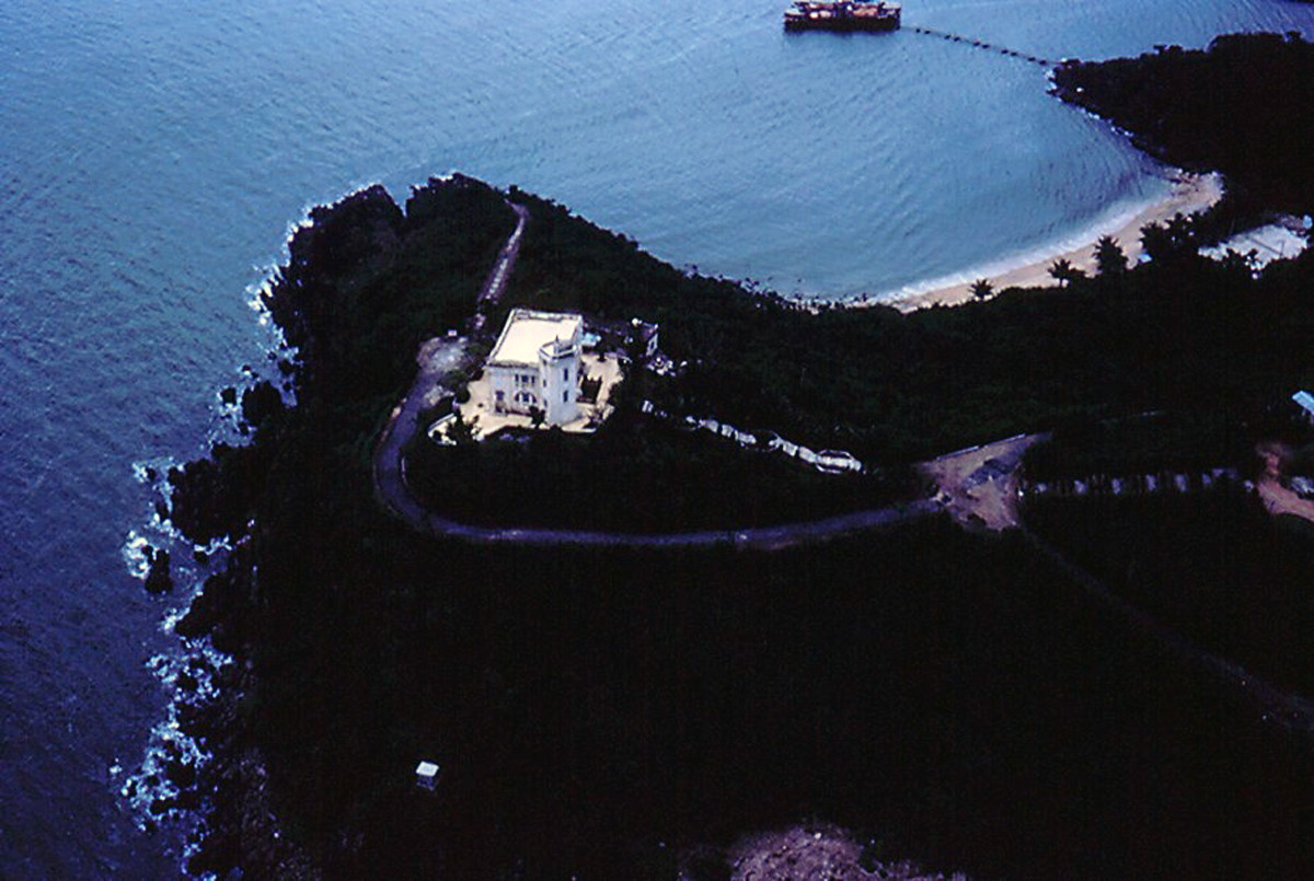 Biện điện Cầu Đá ở Nha Trang. Ảnh: Rod O' Dell.