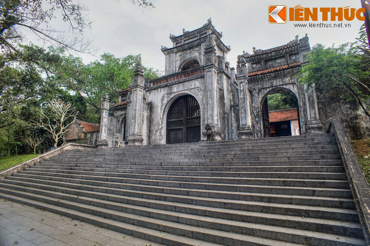 Với những giá trị tiêu biểu về lịch sử và kiến trúc nghệ thuật, Khu di tích đền Bà Triệu đã được xếp hạng là di tích quốc gia đặc biệt của Việt Nam vào năm 2014.