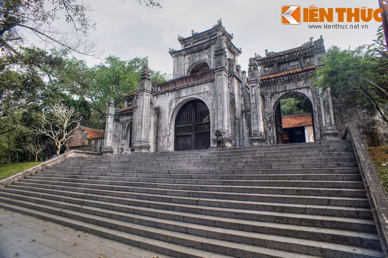 Với những giá trị tiêu biểu về lịch sử và kiến trúc nghệ thuật, Khu di tích đền Bà Triệu đã được xếp hạng là di tích quốc gia đặc biệt của Việt Nam vào năm 2014.