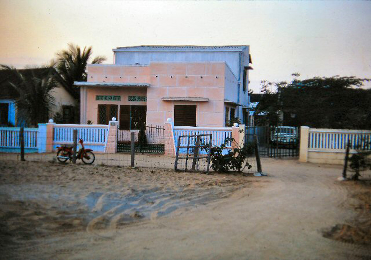 Ngôi nhà bên đường Tịnh Tâm. Ảnh: 459thsignal.org.