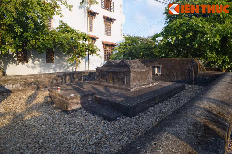 Cụ chính là người thừa lệnh vua Gia Long thực hiện đúc Cửu vị thần công vào năm 1803. Ngày nay, Cửu vị thần công đã được công nhận là bảo vật quốc gia, đang được đặt trước Hoàng thành Huế.