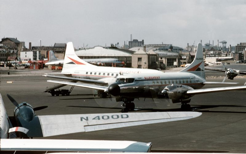 Sân bay quốc tế Logan, tháng 3/1961. Ảnh: Dick Leonhardt Flickr.