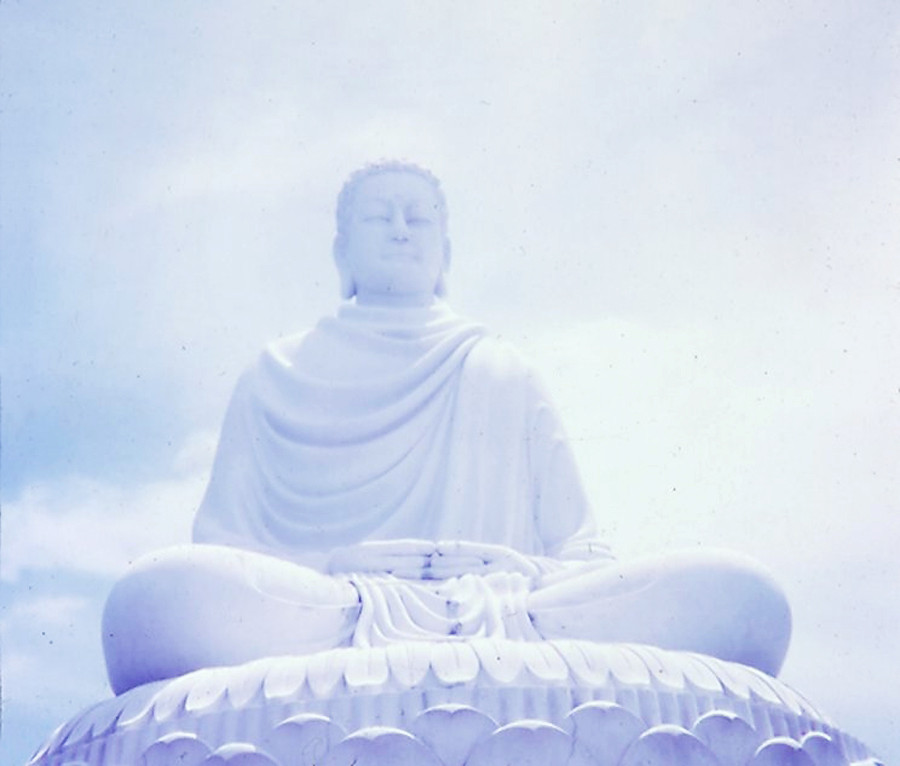 Tượng Phật của Thích Ca Phật Đài. Ảnh: Rod O'Dell.