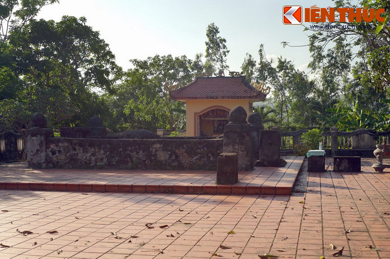 Theo các sử liệu, danh nhân Lương Văn Chánh (? - 1611) quê ở Thanh Hóa, lúc khởi nghiệp theo giúp chúa Trịnh Tùng lập được nhiều chiến công nên được phong chức “Thiên võ vệ Đô chỉ huy sứ”.