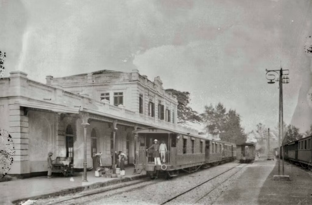 Ga Huế thập niên 1920.