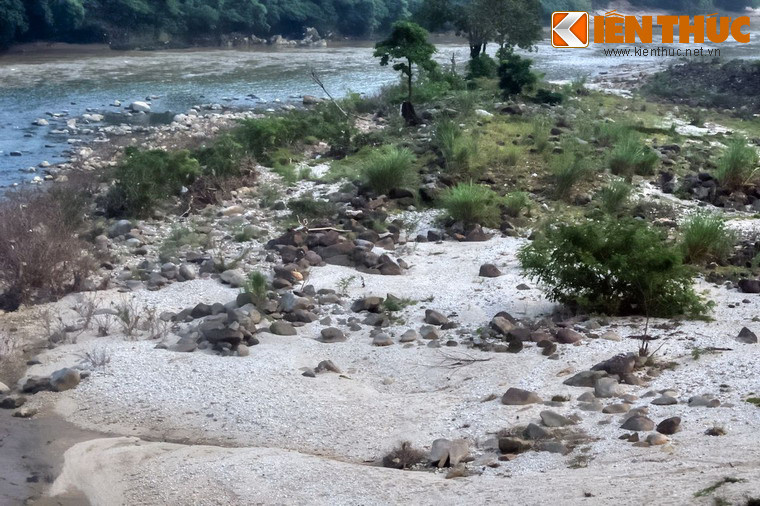 7 thập kỷ đã trôi kể từ chiến thắng hào hùng năm xưa, sông Lô ngày nay vẫn mang trong mình một vẻ đẹp ban sơ, hút hồn khách phương xa.