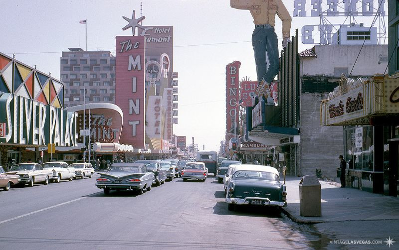 Khu vực trung tâm Las Vegas, 1962. Ảnh: Vintag.
