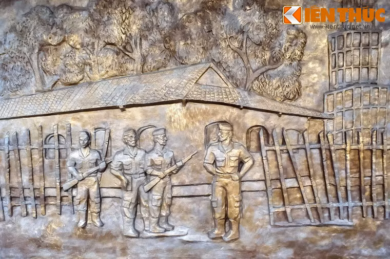 Ngược dòng lịch sử, sau khi quay lại Sài Gòn vào 1945, quân Pháp do tên quan hai Pirolet chỉ huy đã chiếm Bót Dây Thép - một trạm phát và nhận tin cũ của Pháp - cải tạo thành nơi đồn trú và trại giam giữ những người yêu nước tại địa phương.