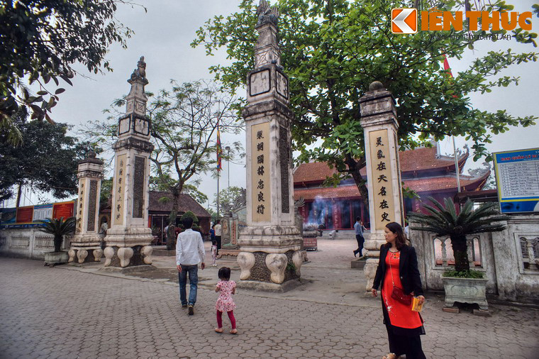 Trên bản đồ du lịch, đền Ông Hoàng Mười đã trở thành điểm đến không thể bỏ qua của du khách trong hành trình khám phá xứ Nghệ.