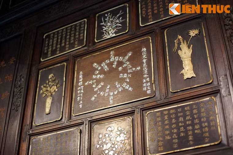 Hai bài thơ được đọc theo cách lấy câu, hay chữ ở một vị trí nào đó làm đầu câu, đầu chữ đều có thể tiếp nối liên tục thành một bài thơ theo cách thức mới.