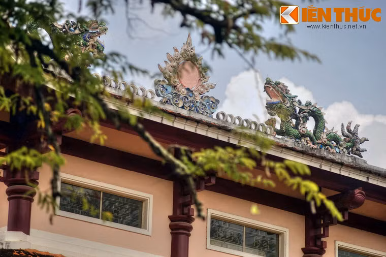 Ngược dòng lịch sử, trong bối cảnh đất nước loạn lạc vào thế kỷ 18, ba anh em nhà Tây Sơn đã phát động phong trào nông dân lập nhiều chiến công vang dội.