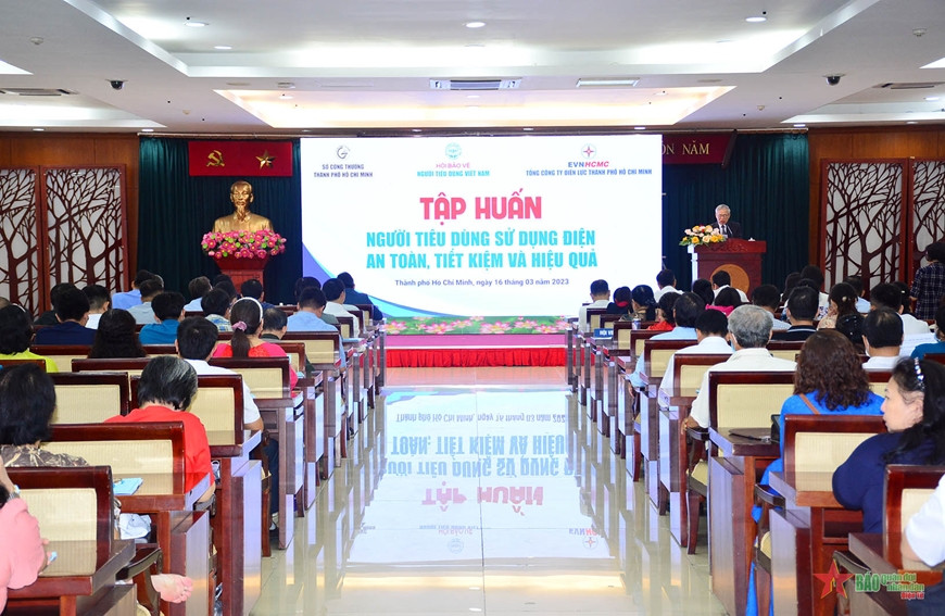 Tap huan “Nguoi tieu dung su dung dien an toan, tiet kiem va hieu qua