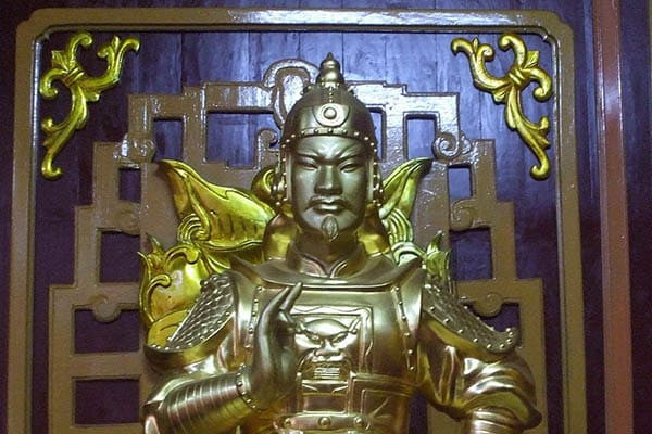 Trong các vị tướng tài thuộc hàng trụ cột của nhà Tây Sơn, danh tướng Trần Quang Diệu (1746-1802) là một trong bảy hổ tướng nổi tiếng kiên cường chiến đấu, bảo vệ nhà Tây Sơn đến hơi thở cuối cùng.