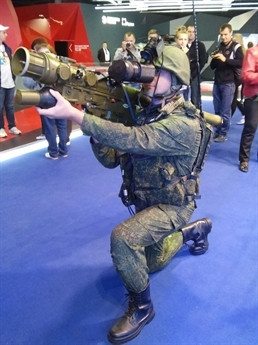 Theo Bộ Quốc phòng Nga, các tính năng trên của Verba có tính năng nhỉnh hơn các thiết bị cùng loại của Mỹ và Pháp. Những quốc gia nổi tiếng với khả năng hệ thống tự động hóa trong chỉ huy các hoạt động quân sự. Đây chính là lý do khiến Nga tin rằng Verba hoàn toàn có khả năng bắn hạ máy bay không người lái, tên lửa hành trình, chiến đấu cơ tàng hình như F-22, F-35 của Mỹ. Và đây là điều Mỹ đang lo ngại nhất về dòng tên lửa thế hệ mới này của Nga.