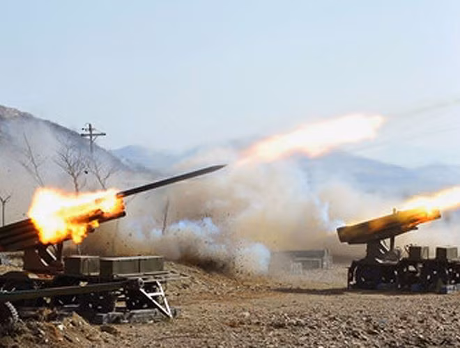 Theo giới phân tích, Triều Tiên đã đặt khoảng 8.000 khẩu pháo và hệ thống pháo phản lực tại khu vực giáp ranh hai miền.