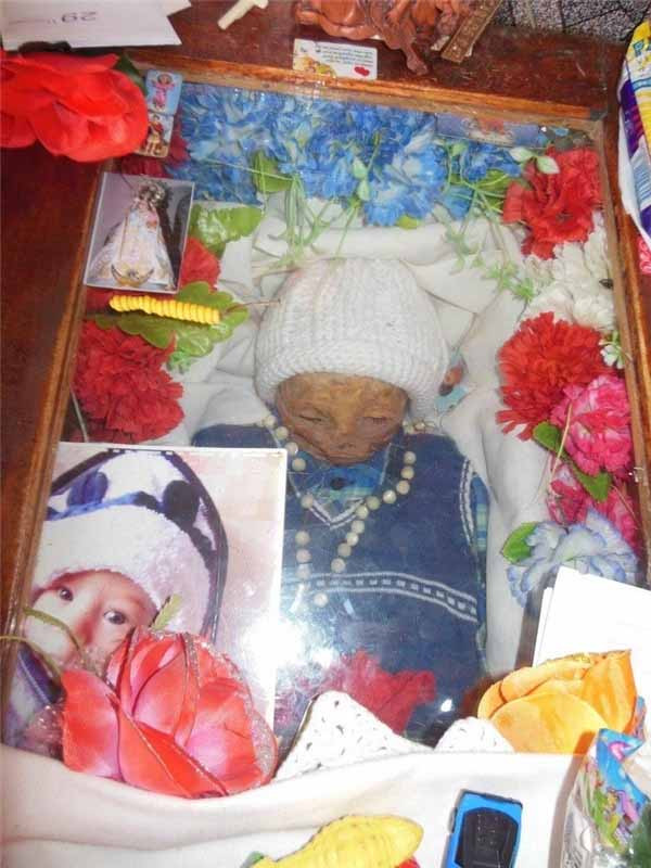 Cụ thể, Miguel sống ở thị trấn Banda Florida, phía Tây Bắc Argentina qua đời vì căn bệnh viêm màng não trước khi đón sinh nhật đầu tiên vào ngày 24/6/1967.