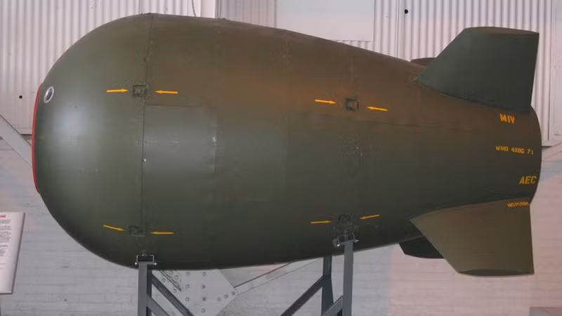 Lúc ấy, B-36 chở theo một quả bom nguyên tử Mark IV có sức công phá tương đương vũ khí hạt nhân mà Mỹ thả xuống Nagasaki năm 1945.