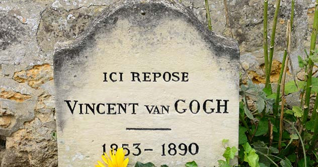 Khi đang có sự nghiệp thành công, danh họa Van Gogh bất ngờ được cho là tự sát trên một cánh đồng gần làng Auvers-sur-Oise, Pháp vào tháng 7/1890. Khi ấy, ông 37 tuổi.
