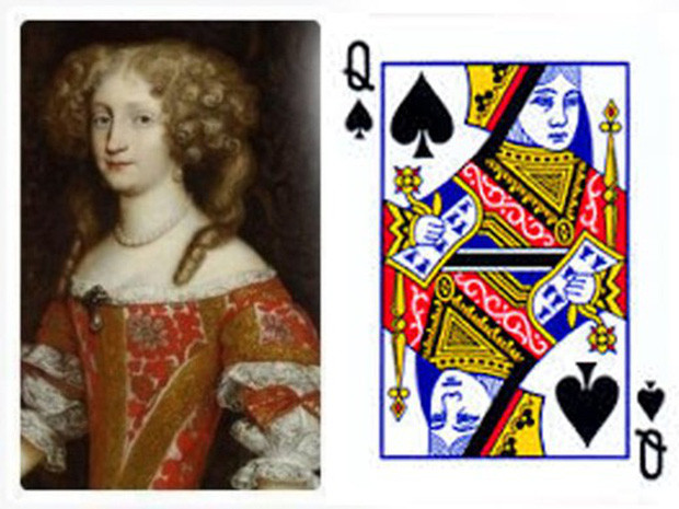 Q bích trong bộ bài Tây chính là nữ hoàng Eleanor - vợ thứ 3 của hoàng đế Leopold I. Bà là mẹ của vua Charles VI.