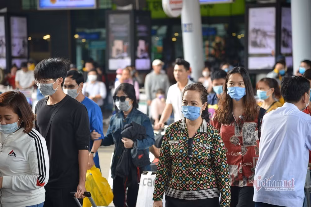 Hà Nội: Một tài xế taxi nghi dương tính với virus corona Ha Noi: Mot tai xe taxi nghi duong tinh voi virus corona