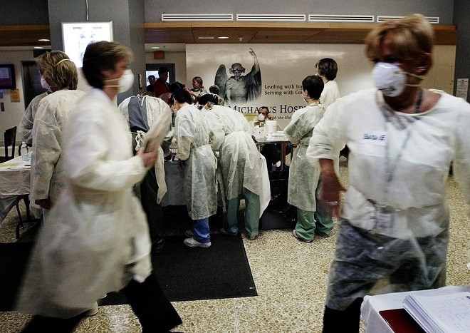 Trong thời gian từ năm 2002 - 2003, đại dịch SARS khiến hơn 8.000 người nhiễm bệnh ở 37 quốc gia. Trong số này, hơn 900 người chết trong đại dịch SARS.