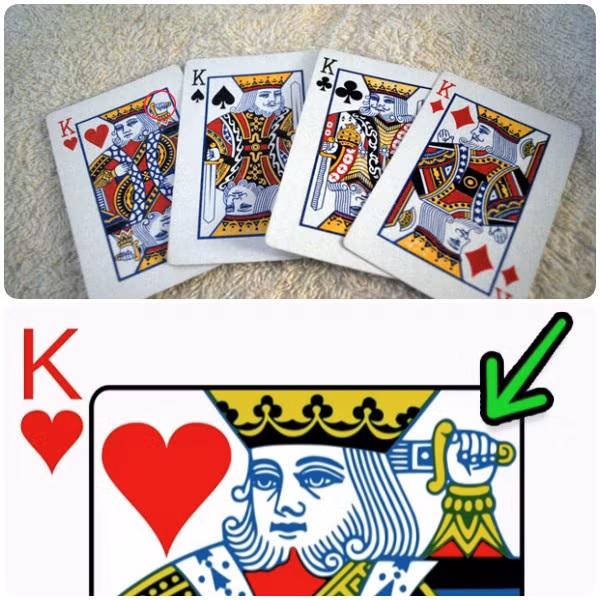 Do bị nàng Helen khước từ tình cảm nên Ajax đại đế tự sát bằng một thanh kiếm đâm xuyên đầu.