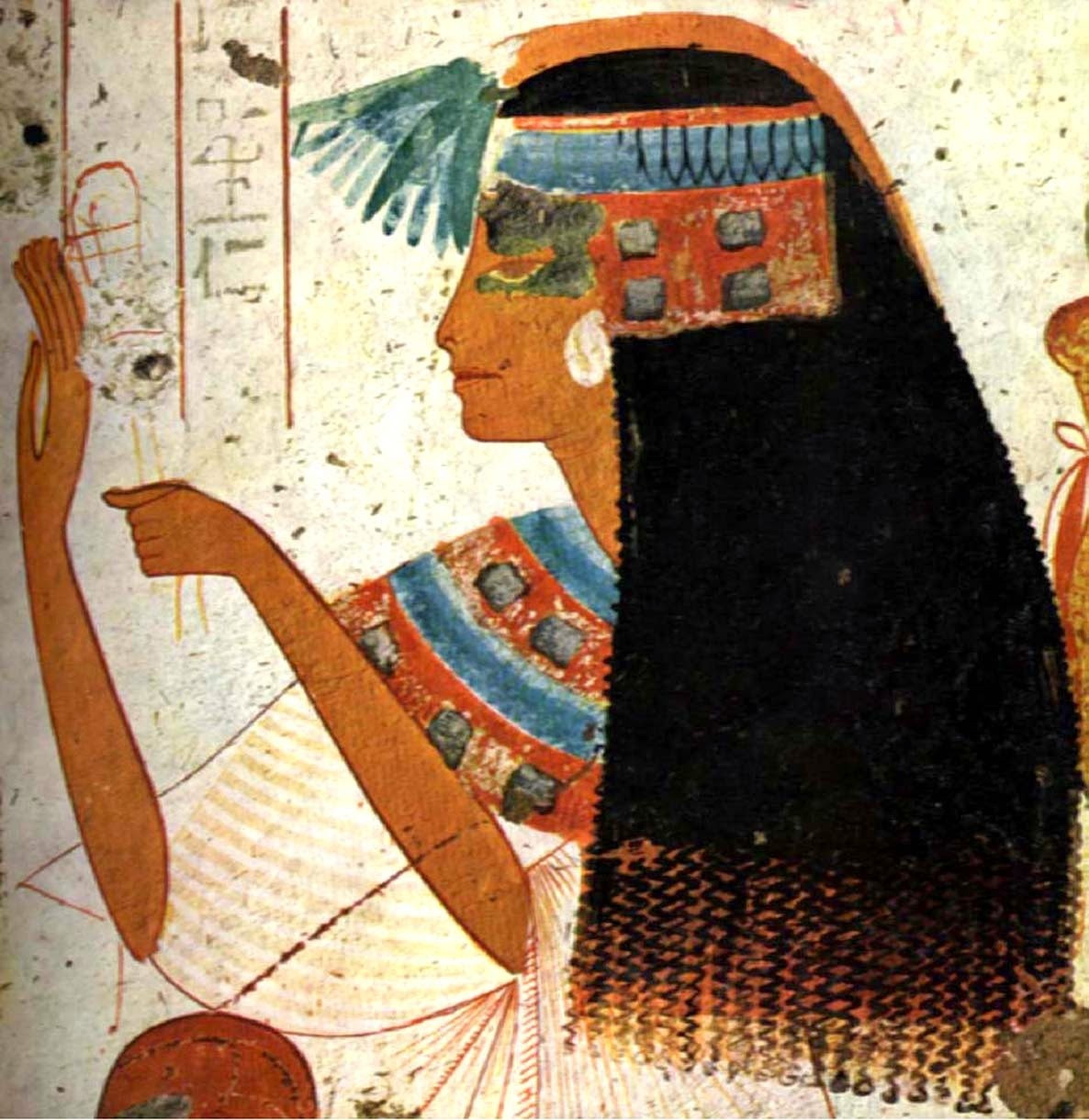 Việc cạo trọc đầu và đội tóc giả không chỉ giúp người Ai Cập tránh được bệnh tật do chấy rận gây ra mà còn giúp con người mát mẻ hơn trong thời tiết nắng nóng.