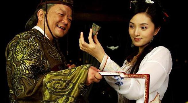 Giật mình thái giám cả gan "cắm sừng" hoàng đế, gian díu với hoàng hậu Giat minh thai giam ca gan