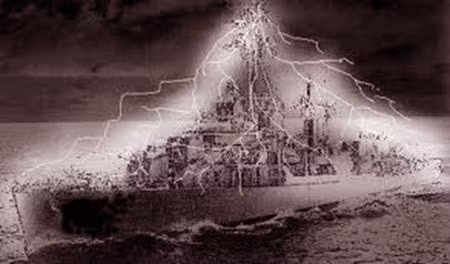 Thủy thủ đoàn trên tàu USS Eldridge gồm 15 sĩ quan và 201 lính thủy. Tàu được trang bị vũ khí mạnh để làm các nhiệm vụ tuần tiễu, hộ tống các đoàn tàu vận tải trong vùng biển Địa Trung Hải.