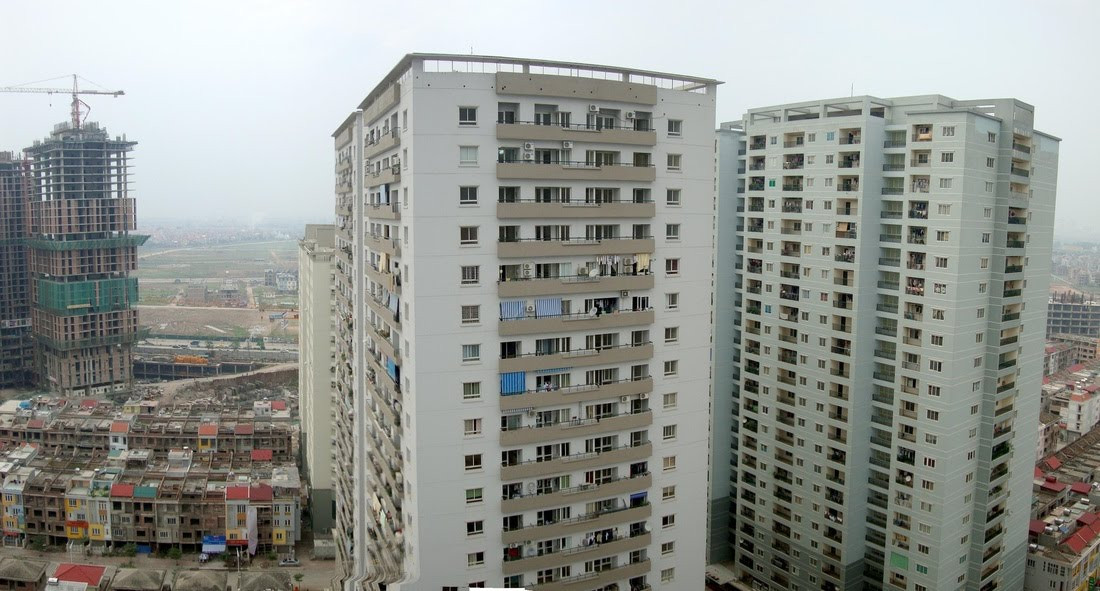 Chay chung cu KDT Van Khe, nguoi dan bo chay nhao nhao