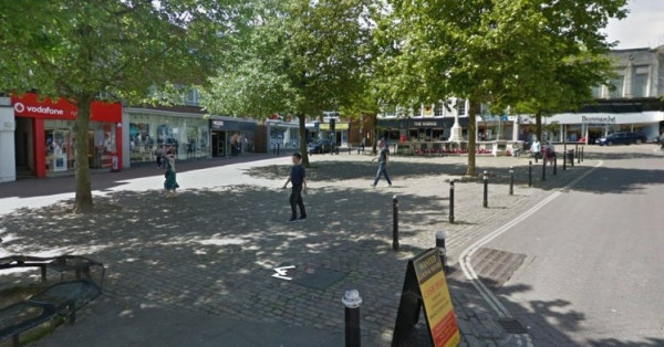 Thomas đã biến mất khỏi Aylesbury vào cuối những năm 1990.