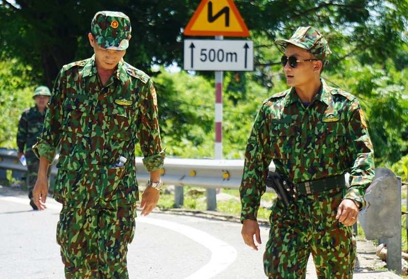 Manh moi lan theo dau vet tron chay cua pham nhan vuot nguc Trieu Quan Su