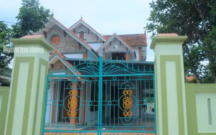 Thanh Hoa: Bat ngo voi nha cua “ho can ngheo” o xa Quang Luu-Hinh-6