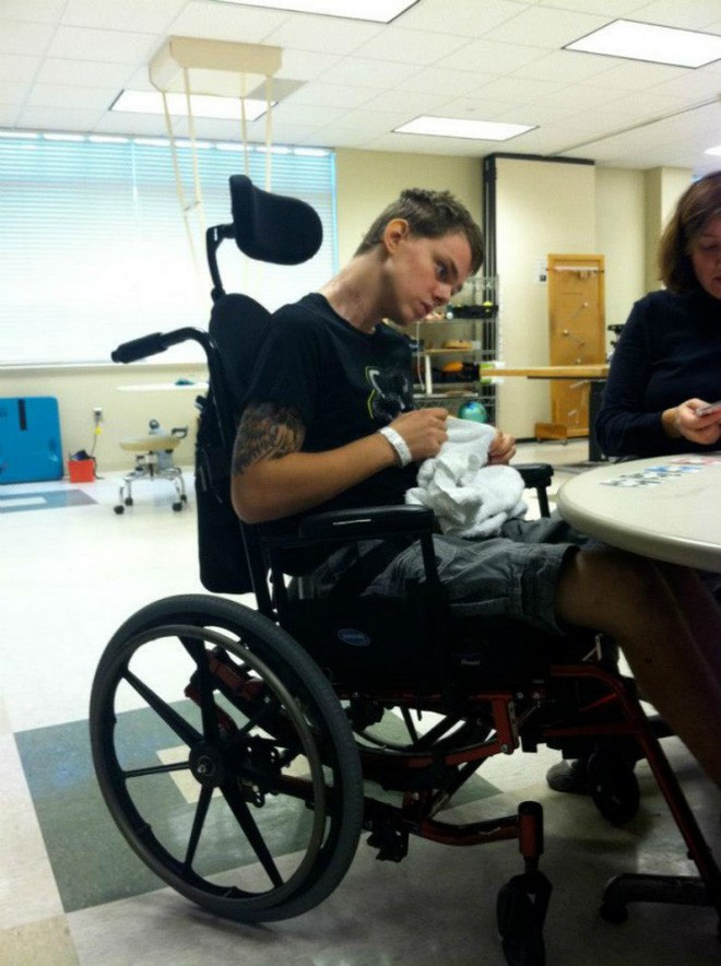 Nỗ lực của cô gái đã giúp chồng làm nên điều kỳ diệu.