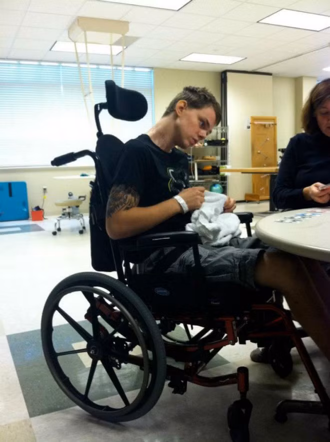 Nỗ lực của cô gái đã giúp chồng làm nên điều kỳ diệu.