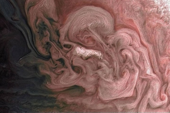 Cận cảnh một cơn bão ở nửa cầu bắc của Mộc Tinh.