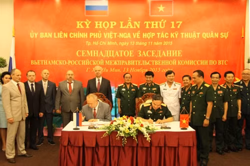 Viet Nam-Nga tang cuong hop tac ky thuat quan su