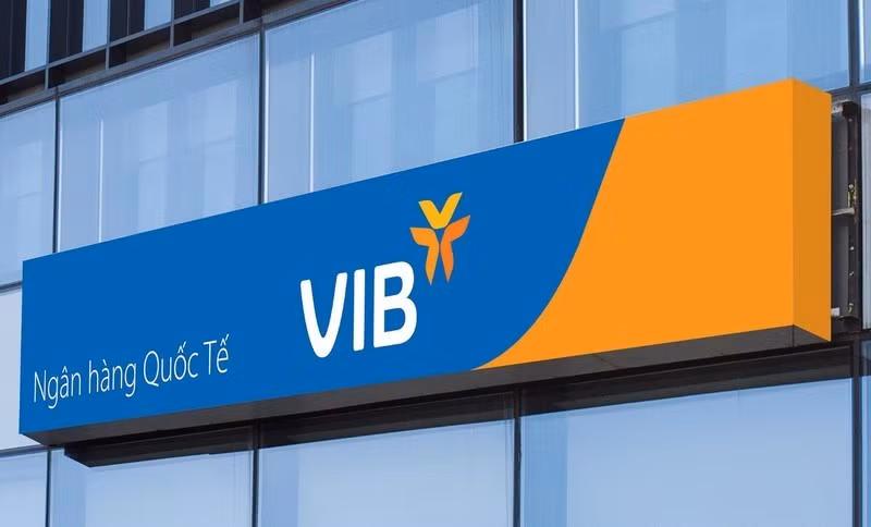 Pho Tong giam doc VIB gom 3 trieu co phieu du chi 57 ty