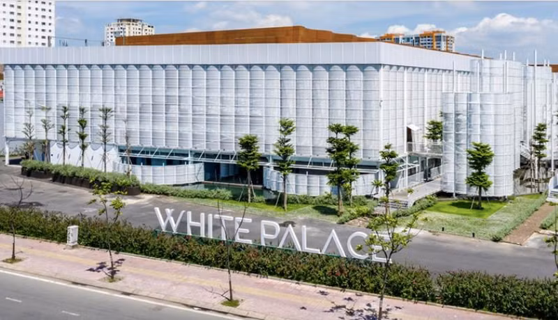 Chu dau tu White Palace bi UBCKNN phat 92,5 trieu dong